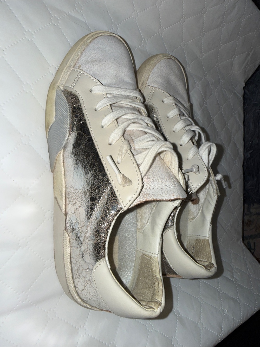 Dolce vitaWomen's Metallic White Lace-Up Sneakers